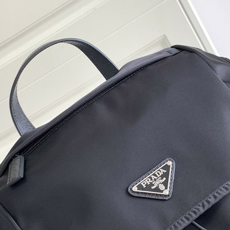 大人気!プラダ新作【ナイロンサフィアーノバックパック コピー】 2VZ135973人気