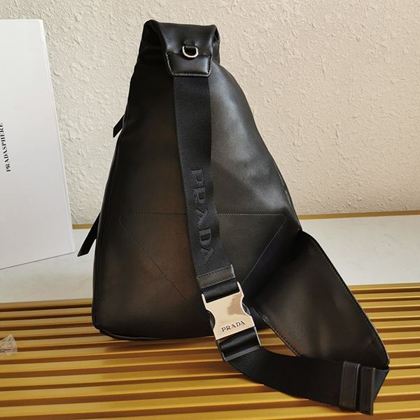 希少色プラダ レザー バックパック ショルダーバッグ コピー 2WAY pua16999高い品質