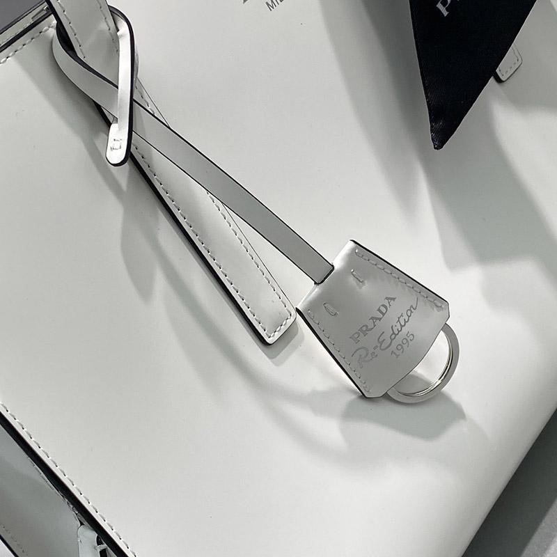 稀少【21AW】プラダ カーフ ハンドバッグ コピー puh91411最高級