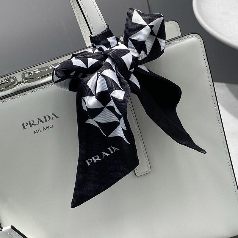 稀少【21AW】プラダ カーフ ハンドバッグ コピー puh91411N級品