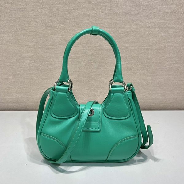 稀少プラダ スーパーコピー ムーン リナイロン＆レザーバッグ 5色 puk40084