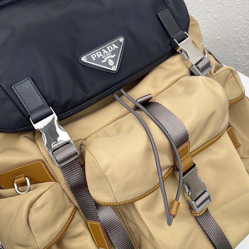 プラダ☆テクニカルファブリックサフィアーノレザー バックパック pul53512人気