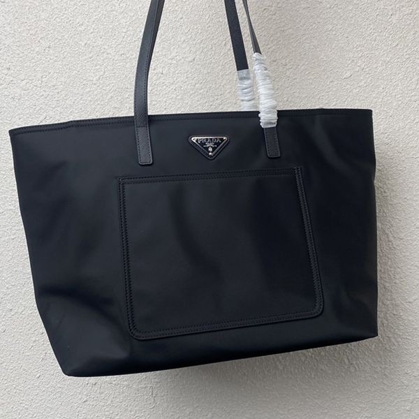 希少プラダ Re-Nylon トートバッグ コピー レザー ロゴ pum25160高い品質