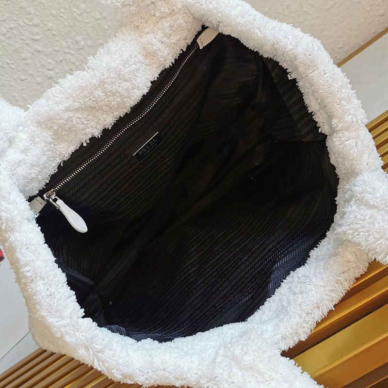 定番 21AW【プラダ】テリー トートバッグ 偽物 pun73591代引きを販売