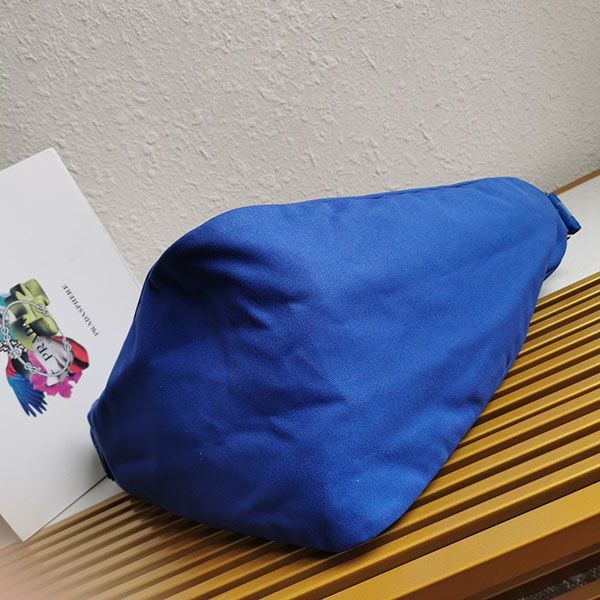 21-22AW プラダ トライアングル キャンバスバッグ 偽物 puq32331高い品質