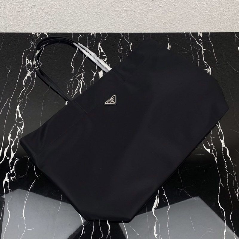 超希少！【プラダ】プラダ*Re Nylon 偽物サフィアーノレザー トートバッグ pus78470品質保証