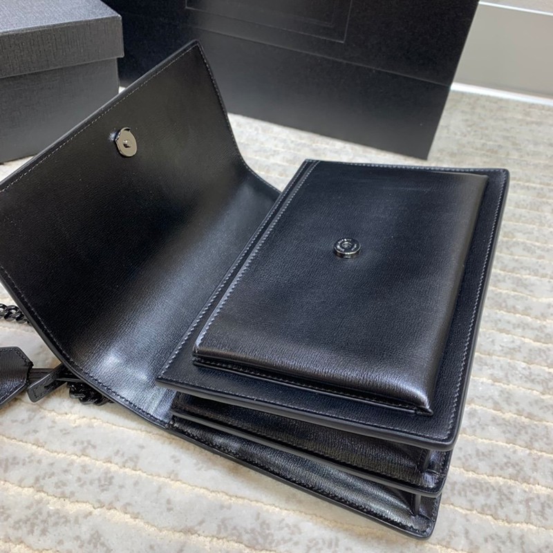 21AW新作サンローラン ショルダーバッグ 偽物 サンセット ミディアム バッグ クロコ エンボス 442906DND0J9207N級品