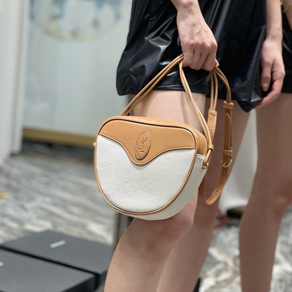 【日本未発売】サンローラン ショルダーバッグ コピー YSL モノグラム クールバッグ 67526095G3W9080