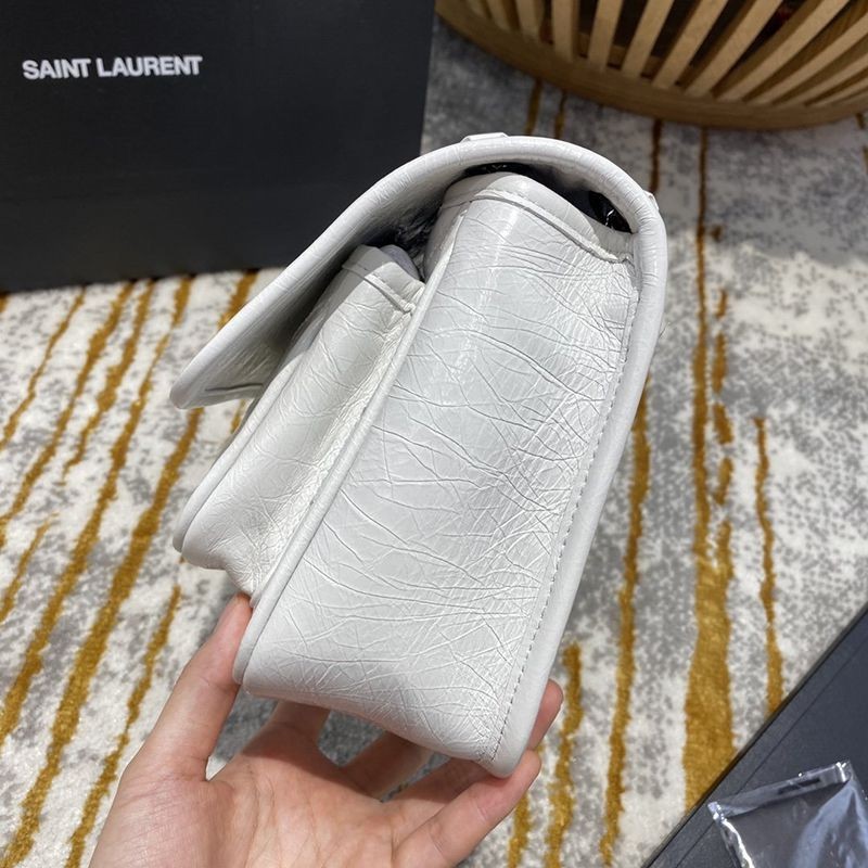 世界中で大人気♪サンローラン ニキ ベイビー コピー クリンクルヴィンテージレザー Sao98437激安送料無料