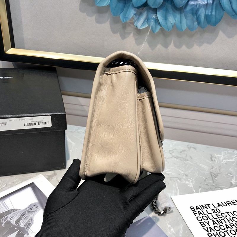 【日本未発売】サンローラン ショルダーバッグ コピー ニキ ベイビー クリンクルヴィンテージレザー Sav69448高い品質