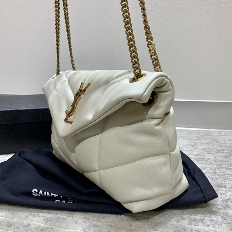 【日本未発売】サンローラン ショルダーバッグ 偽物 ルル パファー トイ バッグ キルティング レザー Sav71519高い品質