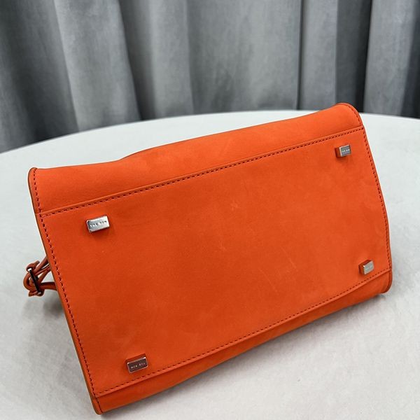 おすすめTHE ROW 偽物 Soft Margaux 10 スエード トップハンドルバッグ W1190L25RBSH激安送料無料
