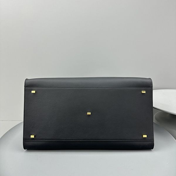 定番ザ・ロウ スーパーコピー マルゴー17 Margaux スエードバッグ zak90021激安送料無料