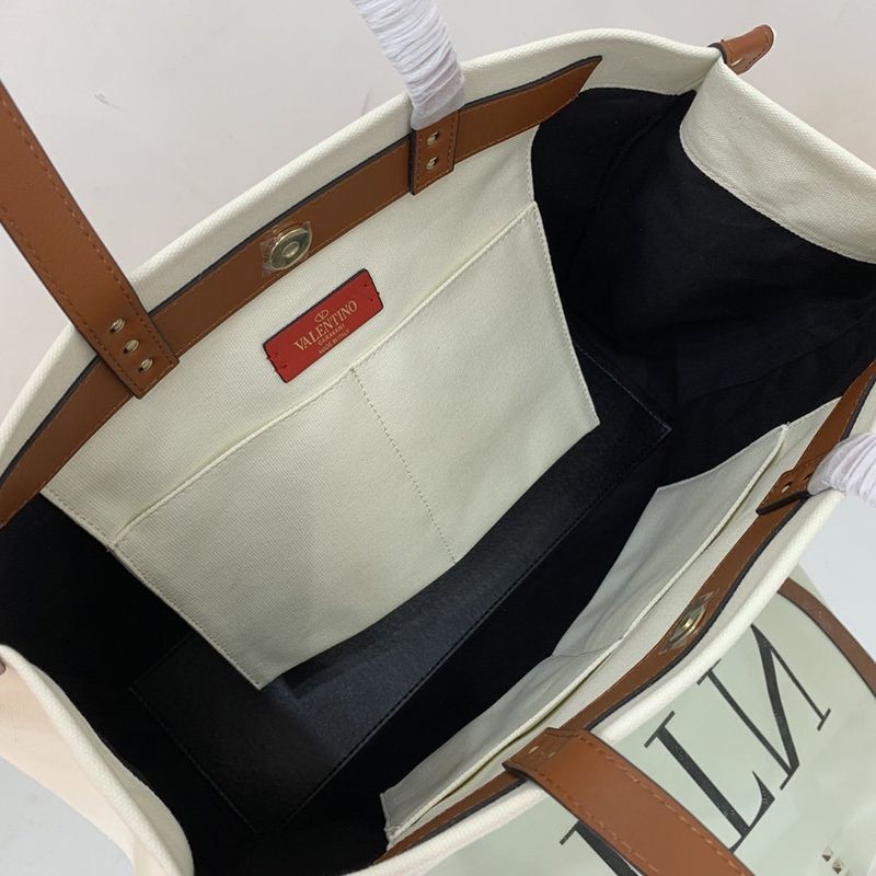 入手困難ヴァレンティノ トートバッグ コピー ショッピングバッグ NEON VLTN キャンバス ミディアム Vui76345最高級