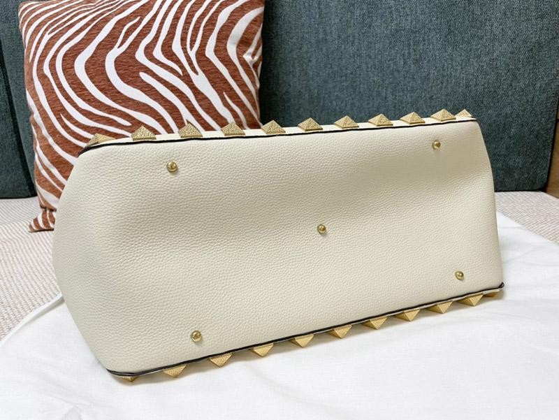 入手困難品！ヴァレンティノ トートバッグ 偽物N級品 レザー Vul95299高い品質