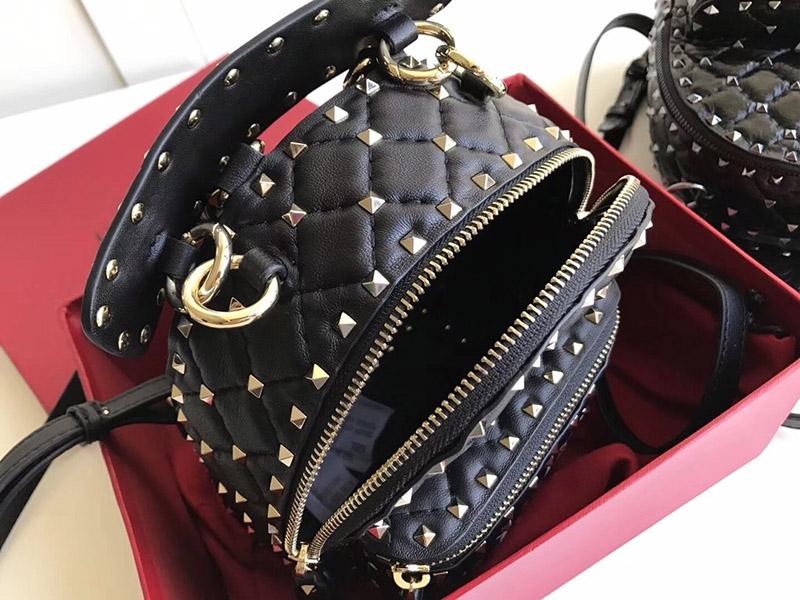 21AW新作 ヴァレンティノ コピーVALENTINO GARAVANI◎SPIKE.IT バックパックミニ Vun26505N級品