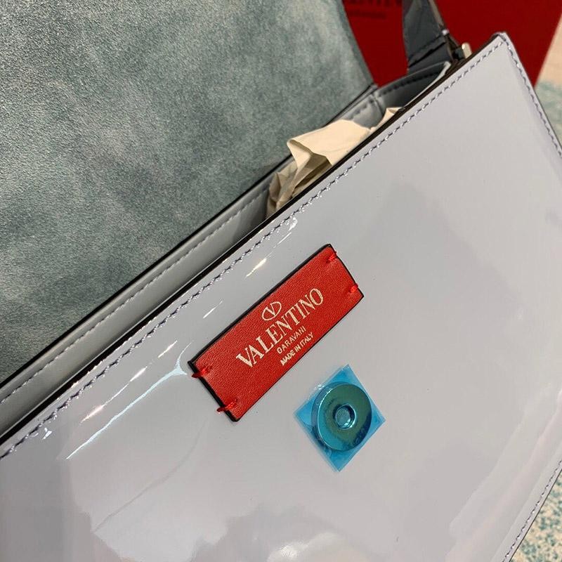 ヴァレンティノ ショルダーバッグ VEE レザー クロスボディバッグお洒落に♪ Vus27920品質保証