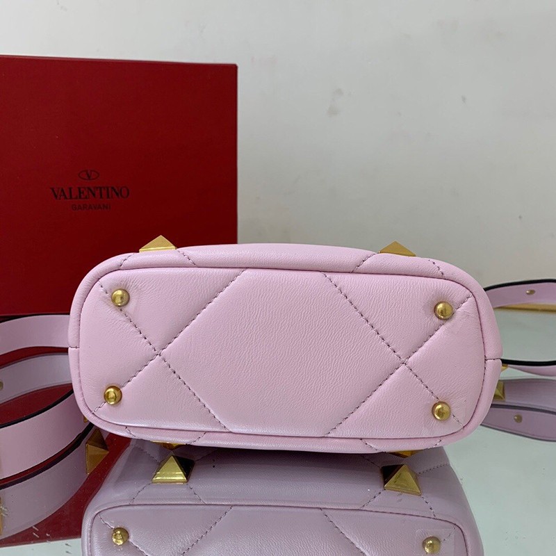 ★日本!!人気！ヴァレンティノ ハンドバッグ コピー ROMAN STUD QUILTED Vux71343人気