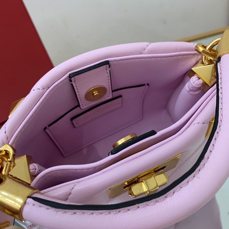 ★日本!!人気！ヴァレンティノ ハンドバッグ コピー ROMAN STUD QUILTED Vux71343代引きを販売