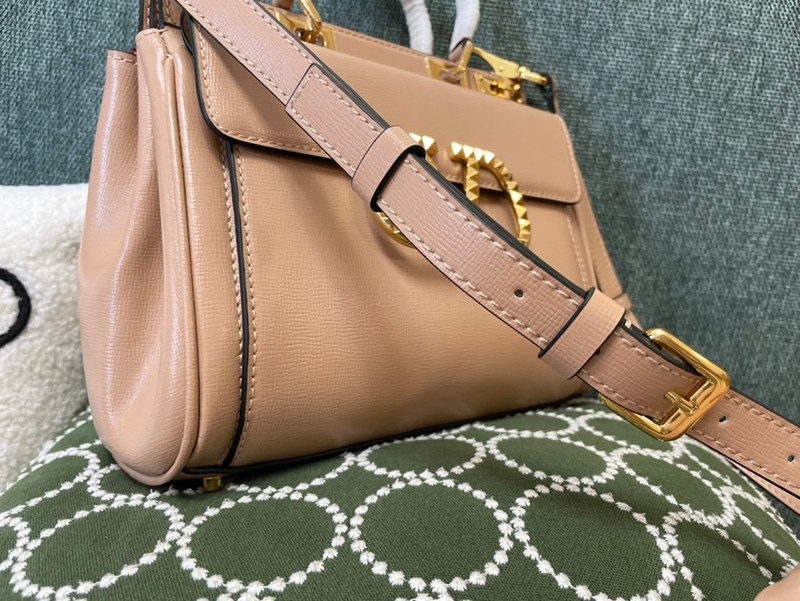 ★日本!!人気！【ヴァレンティノ ハンドバッグ 偽物】ROCKSTUD ALCOVE Vuy82117激安送料無料