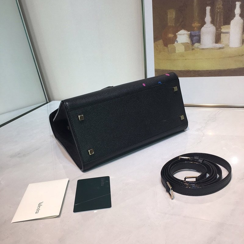 日本未入荷 ヴァレクストラ Iside イジィデ ミディアム ハンドバッグ 偽物 Vut04769高い品質