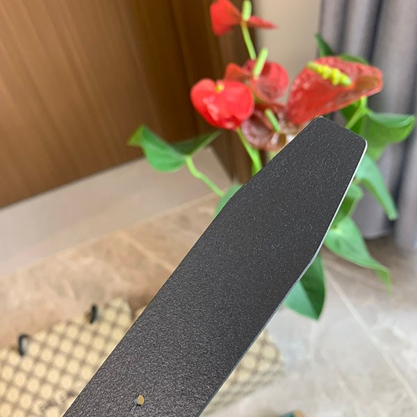 バレンシアガ BB ロゴ レザーベルト スーパーコピー bar71916N級品