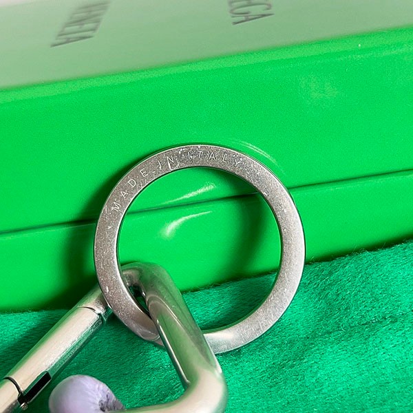 ボッテガヴェネタ 組紐レザーキーリング 偽物 boh69571人気