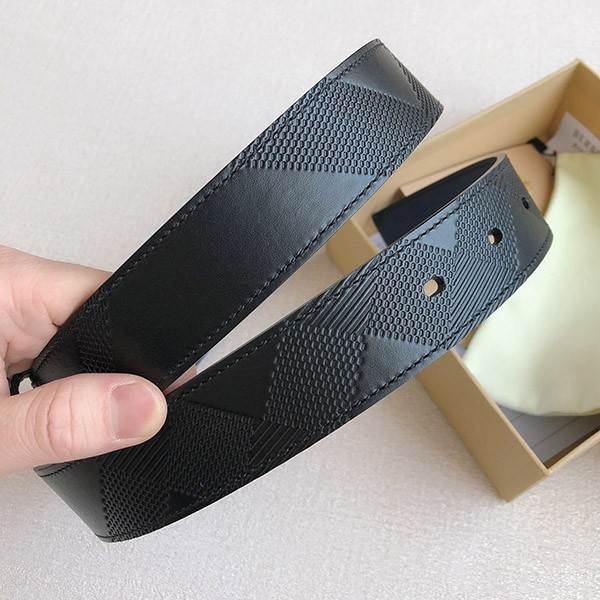 大人気!バーバリー メンズ リバーシブルレザーベルト コピー Bar29960N級品