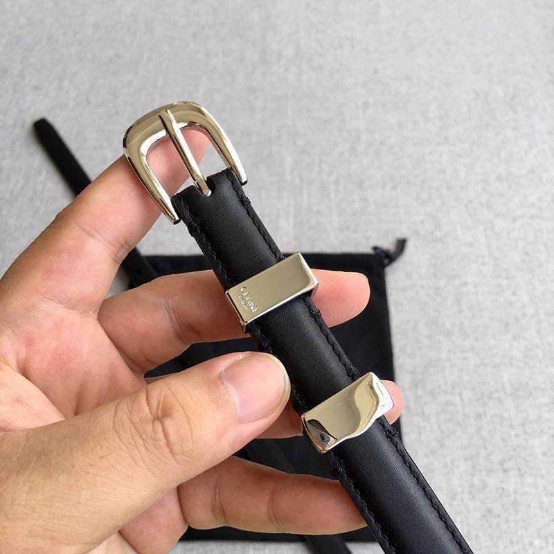 日本未入荷【セリーヌ】トリオンフ ベルト メンズ カーフスキン Ceo74721最高級