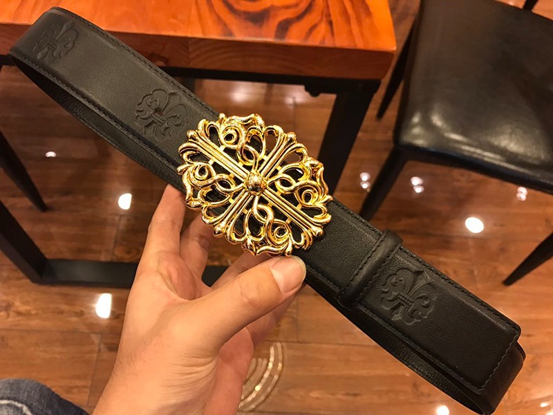 累積売上総額第１位！クロムハーツ ベルト スーパーコピー クラシックオーバル クロスラージ”38mm Kuf61248人気