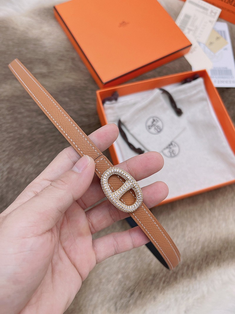 目を惹くカラーエルメス Hベルト 偽物☆レザーベルト リバーシブル シェーヌダンクル 13 mm ert03675通販
