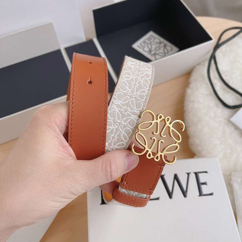 【ロエベ】ブレイデッドアナグラムベルト スーパーコピー 4.0cm lok62489代引きを販売