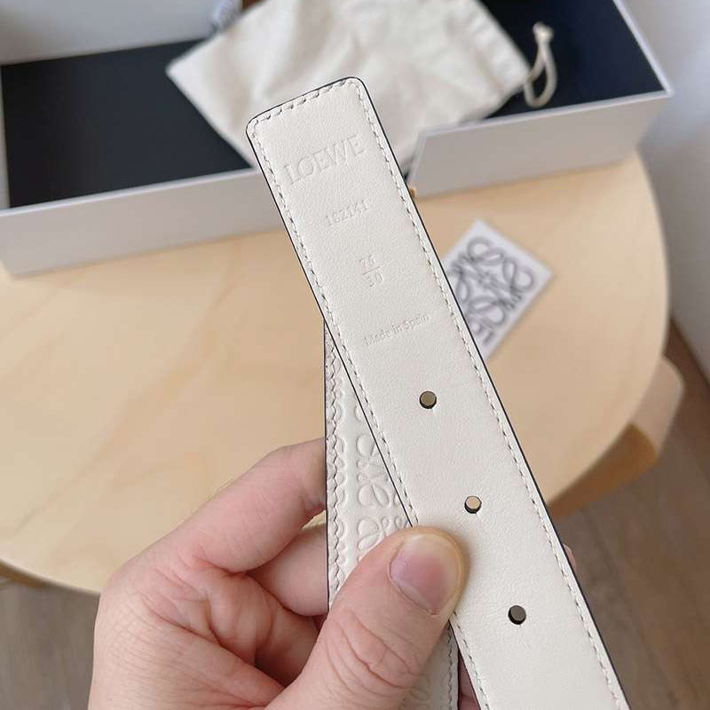 ☆超人気☆ロエベ カーフレザー アナグラムバックルリバーシブルベルト 偽物N級品 3.0 cm lom09289N級品