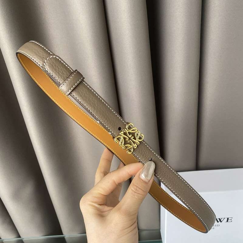 新作【ロエベ】カーフレザー アナグラム ベルト スーパーコピー 2.0 cm lom84676激安送料無料