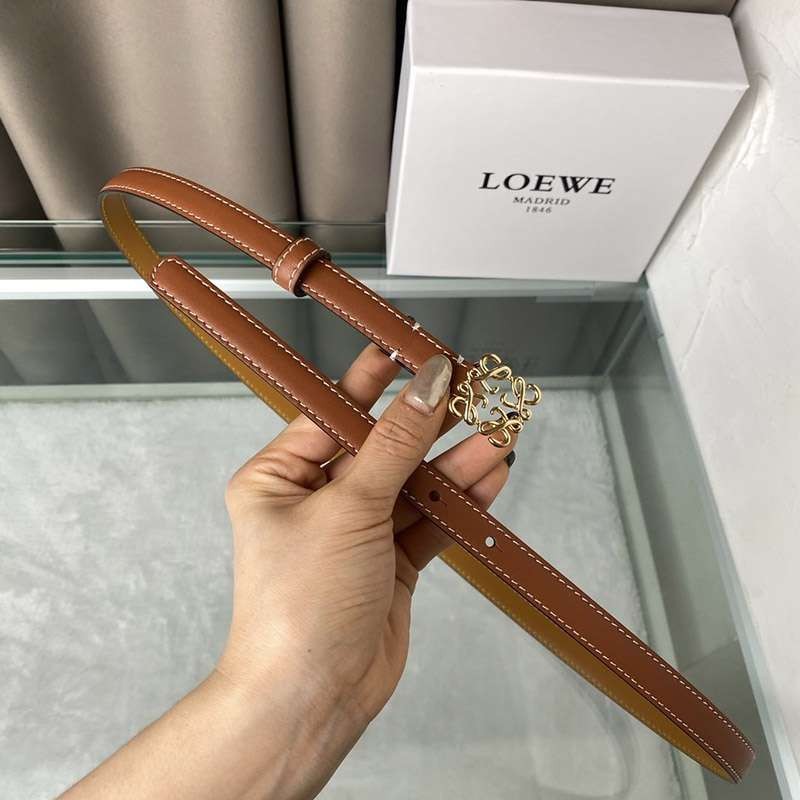春夏新作【ロエベ】カーフレザー アナグラム ベルト コピー 1.5 cm lov26203高い品質