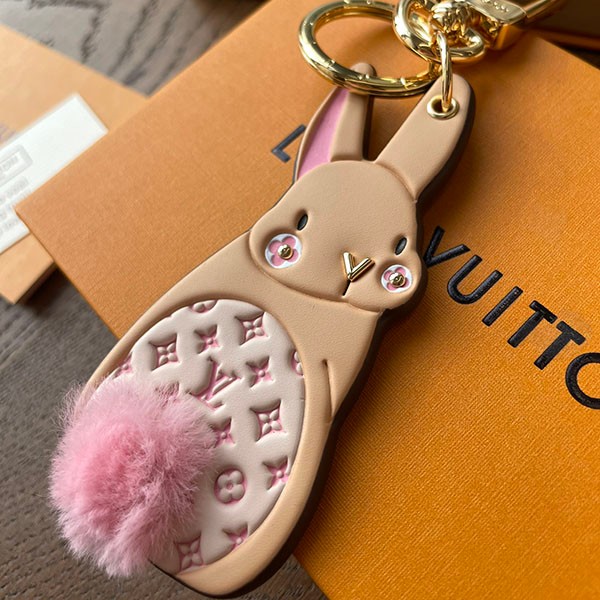 超話題!ルイヴィトン バッグチャーム兼キーホルダー ポルト コピー クレ・LV バニー M00994代引きを販売