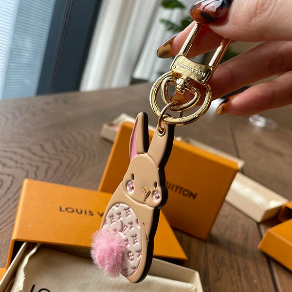 超話題!ルイヴィトン バッグチャーム兼キーホルダー ポルト コピー クレ・LV バニー M00994