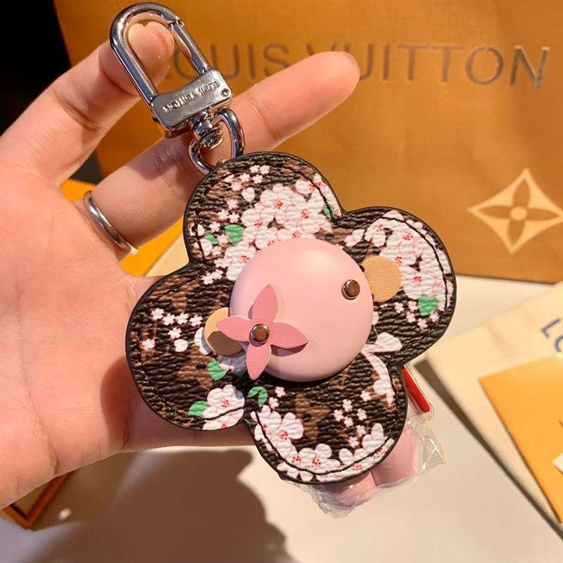 目を惹くカラー【人気商品】ルイヴィトン ヴィヴィエンヌ コピー VIVIENNE ポルトクレ vub94195激安送料無料