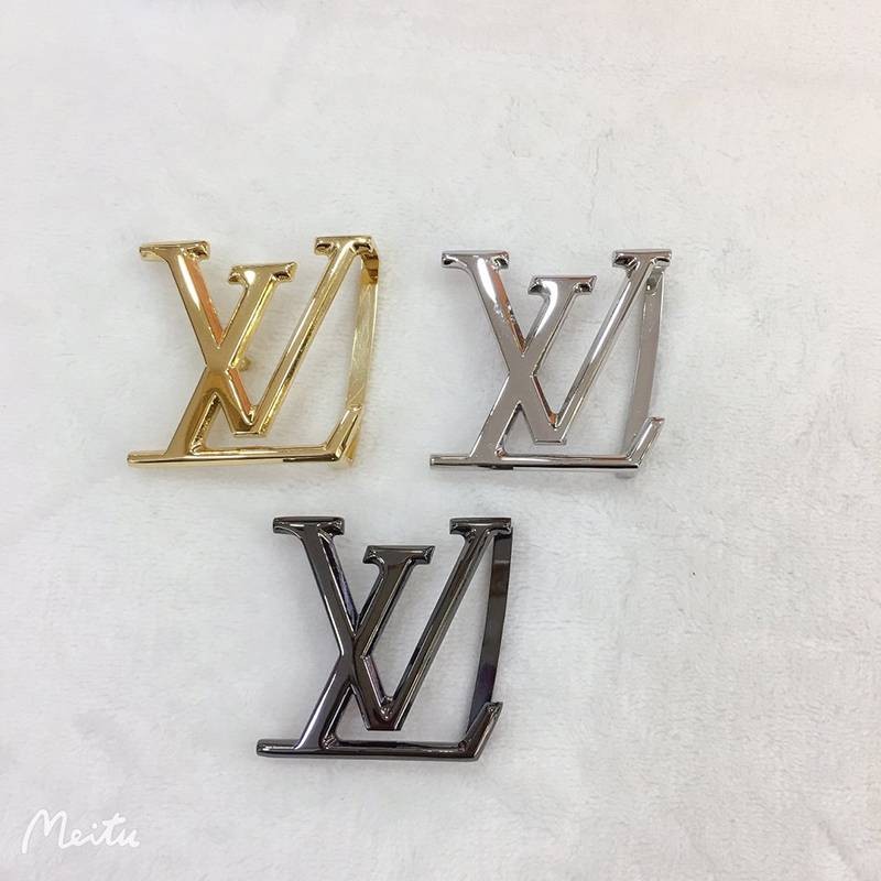 21AW新作ルイヴィトン サンチュール・LVイニシャル 偽物 40MM リバーシブルベルト vug28847品質保証
