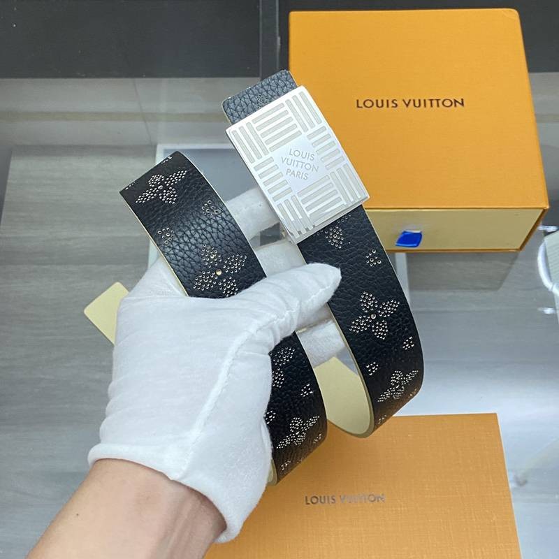 人気No1ルイヴィトン サンチュール・ミリタリー 偽物 35MM リバーシブルベルト vuq79344高い品質