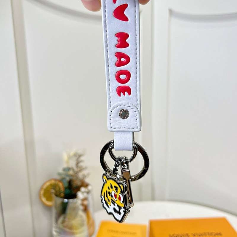 ☆超人気☆早い者勝ち♡ルイヴィトン Nigo キーホルダー スーパーコピーN級品 vuw65130品質保証
