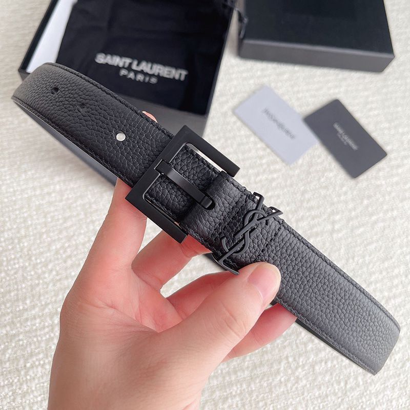 可愛いサンローラン モノグラム ナローベルト スーパーコピー 30mm San15972通販