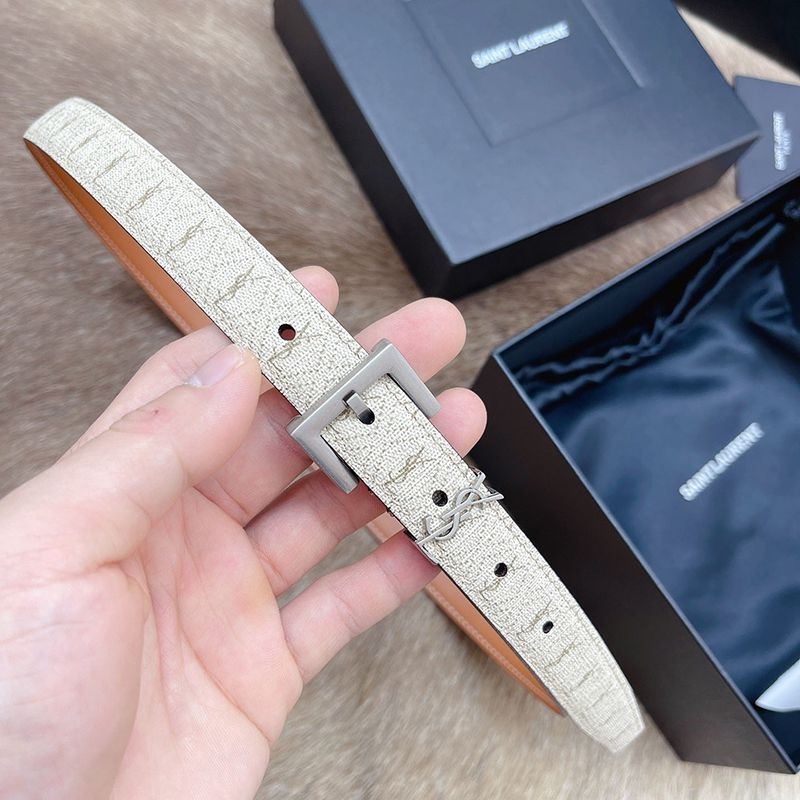 大人気!!新色サンローラン モノグラム ナローベルト スーパーコピー 20mm Sap43870高い品質