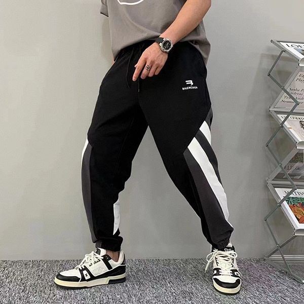 大人気!!新色バレンシアガ ブラックコットン ミッドライズバギーパンツ コピー bah69440