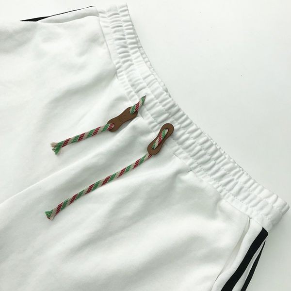 《大人気》グッチ アディダス トレフォイルグッチ刺繍ショートパンツ パロディ gud43893激安送料無料