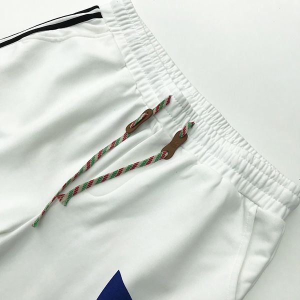 人気No1グッチ アディダス コピー トレフォイルグッチ刺繍ショートパンツ gul19394激安送料無料