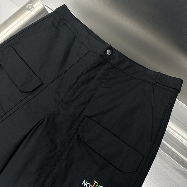 高級ブランドグッチ×ザノースフェイス コピー テクニカルコットンカーゴパンツ gul88573激安送料無料