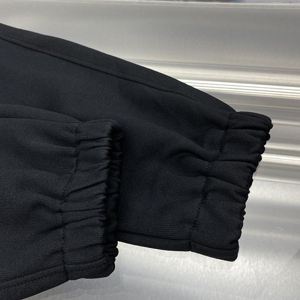 ☆超人気☆フェンディ ストレッチ ウール スウェットパンツ 偽物 low07565高い品質