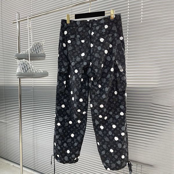 ☆超人気☆LV×YK 草間彌生 モノグラム ドットカーゴパンツ 偽物 1AB7J3高い品質