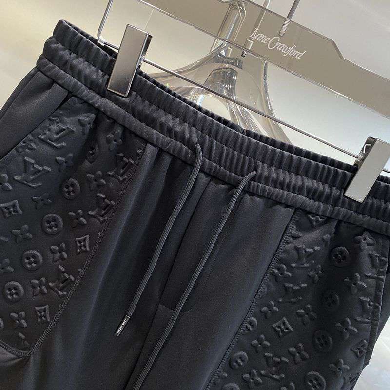ルイヴィトン ショートパンツ コピー【追跡付】 vui63429通販